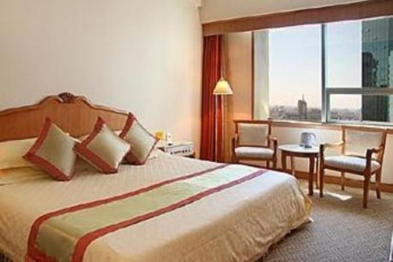 קונמינג Green Land Hotel מראה חיצוני תמונה