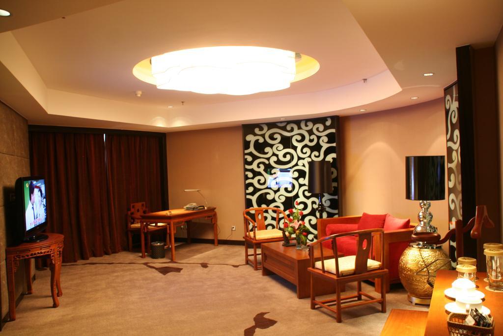 קונמינג Green Land Hotel חדר תמונה