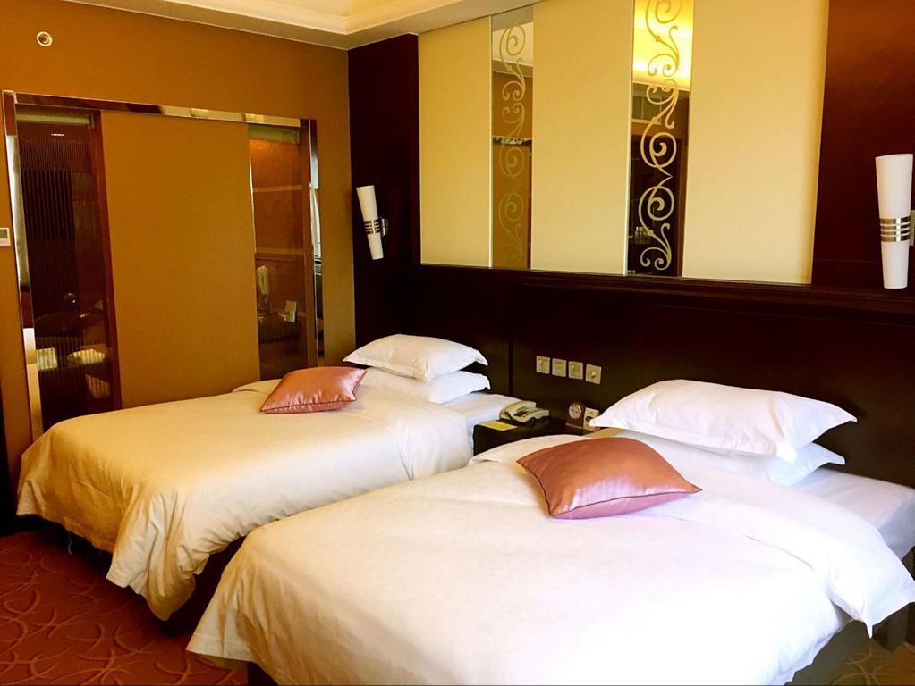 קונמינג Green Land Hotel מראה חיצוני תמונה